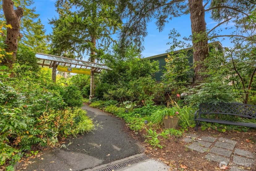 Property photo for 216 Madrona Way Ne, Bainbridge Island photo 17