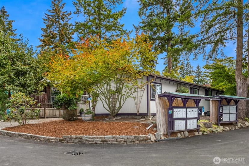 Property photo for 216 Madrona Way Ne, Bainbridge Island photo 16