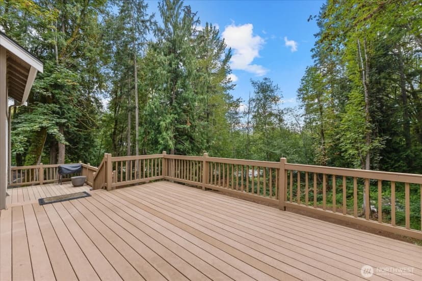 Property photo for 17319 213th Avenue Ne, Woodinville photo 32