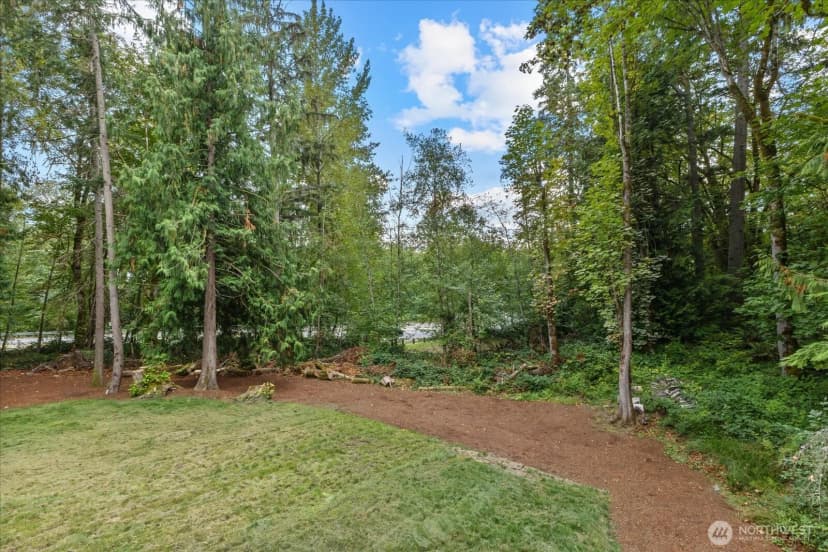 Property photo for 17319 213th Avenue Ne, Woodinville photo 33
