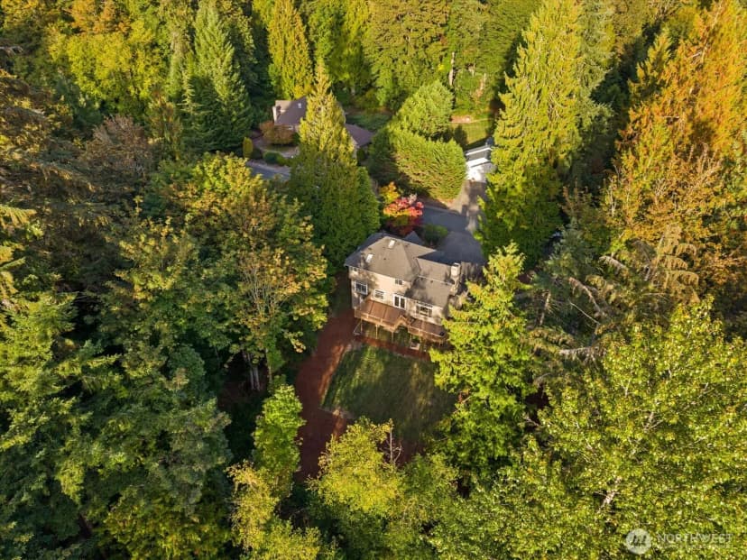 Property photo for 17319 213th Avenue Ne, Woodinville photo 39