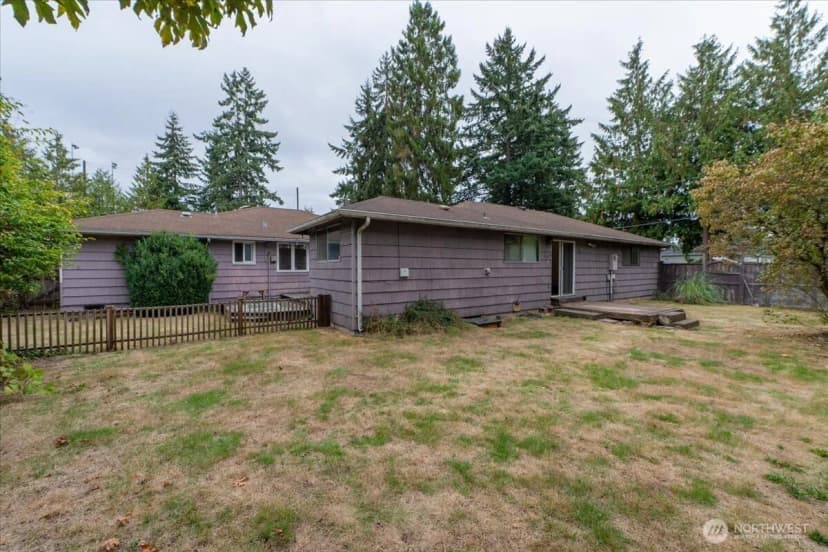 Property photo for 13111 Ashworth Avenue N, Seattle photo 23