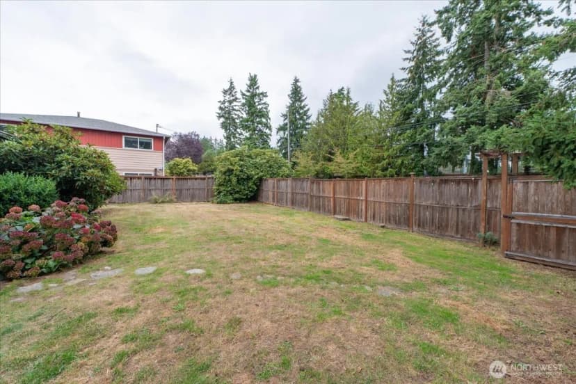 Property photo for 13111 Ashworth Avenue N, Seattle photo 27