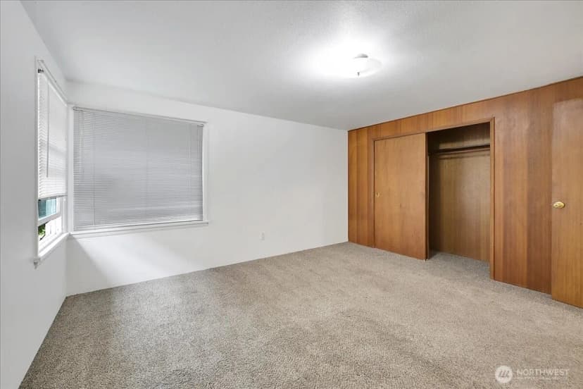 Property photo for 13111 Ashworth Avenue N, Seattle photo 6