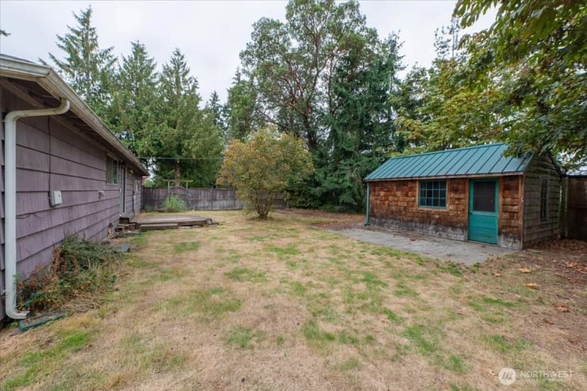 Property photo for 13111 Ashworth Avenue N, Seattle photo 24