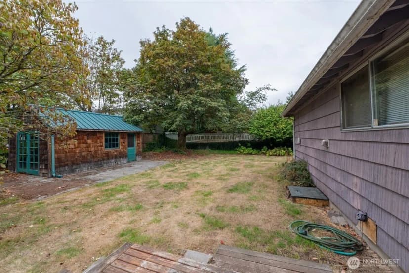 Property photo for 13111 Ashworth Avenue N, Seattle photo 21