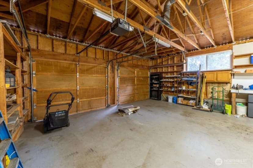 Property photo for 13111 Ashworth Avenue N, Seattle photo 19