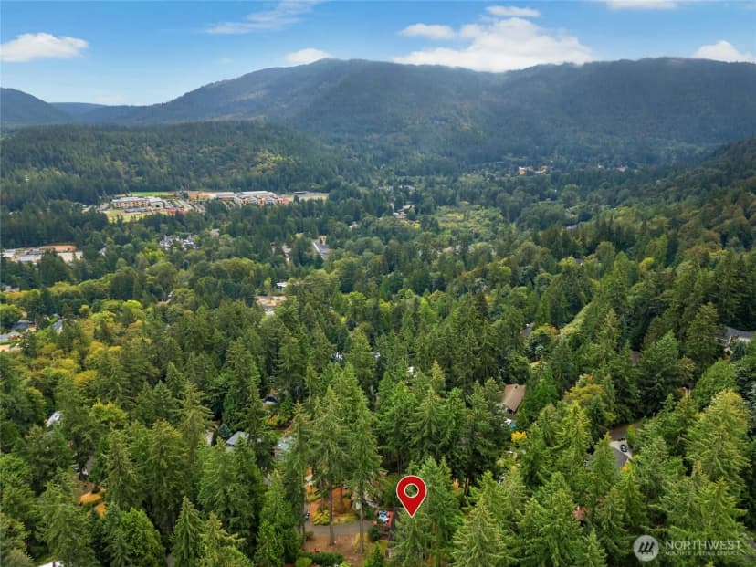 Property photo for 1115 Wildwood Boulevard Sw, Issaquah photo 37