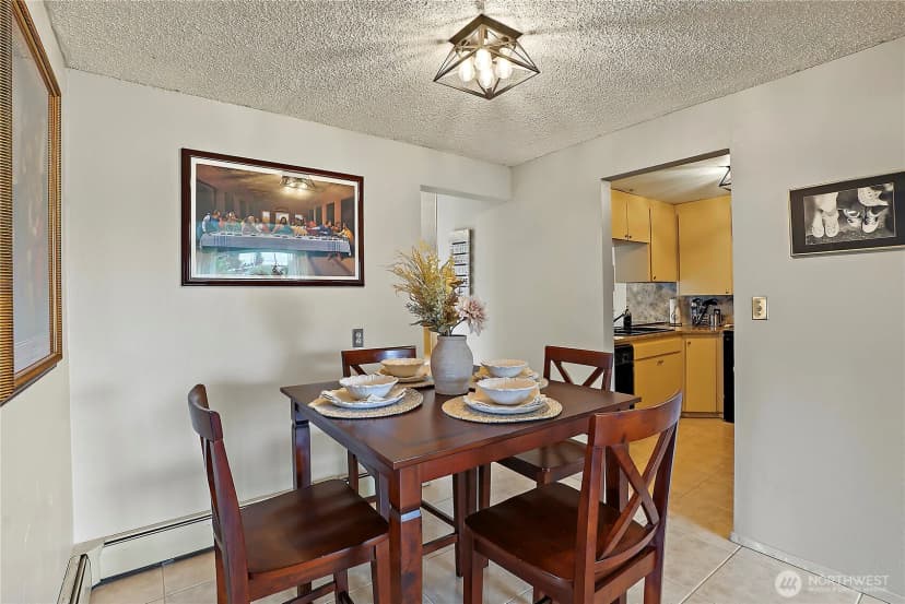 Property photo for 10810 59th Avenue Sw, Lakewood photo 5