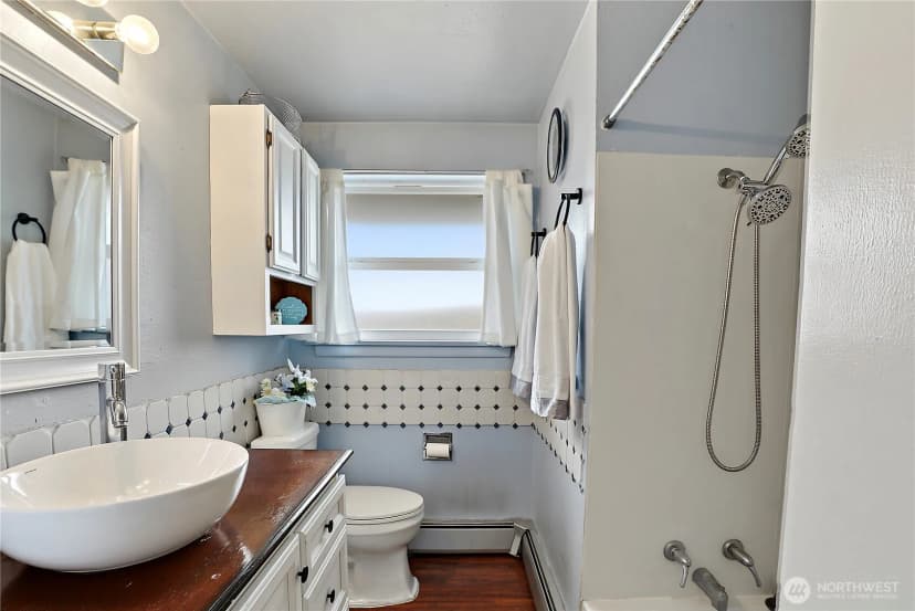 Property photo for 10810 59th Avenue Sw, Lakewood photo 22