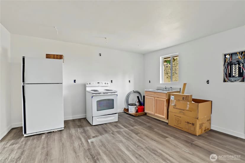 Property photo for 10810 59th Avenue Sw, Lakewood photo 30