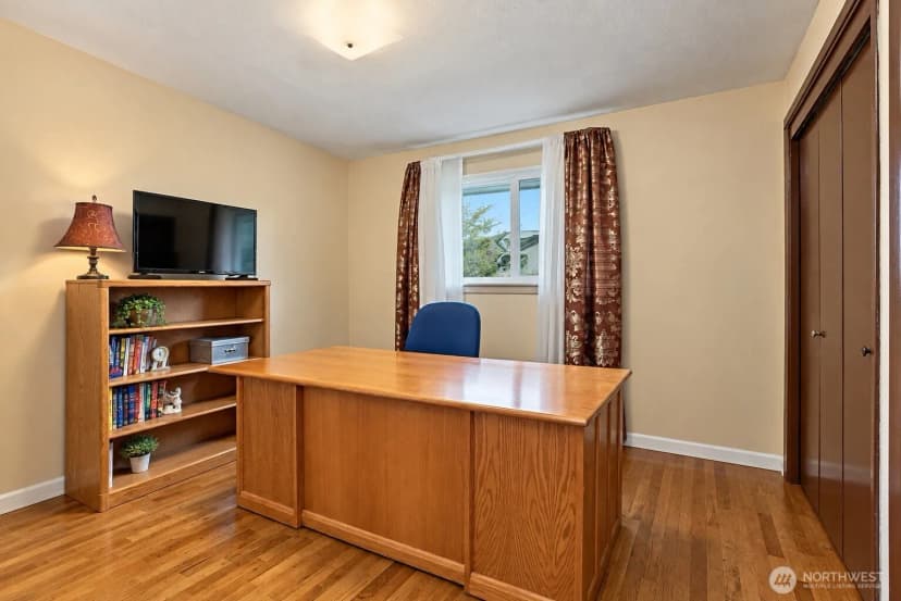 Property photo for 10810 59th Avenue Sw, Lakewood photo 21