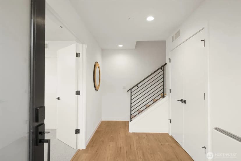 Property photo for 4408 A 50th Avenue S, Seattle photo 16