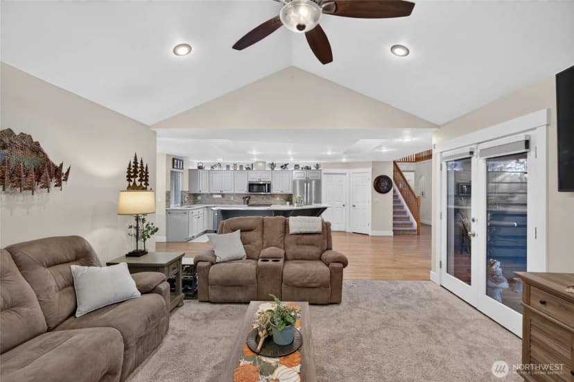 Property photo for 9109 69th Avenue Nw, Gig Harbor photo 18