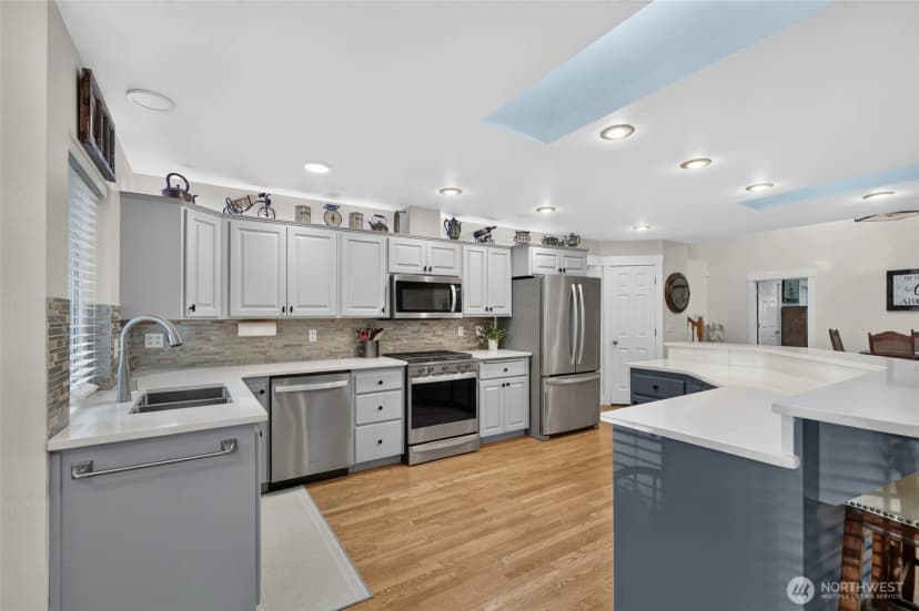 Property photo for 9109 69th Avenue Nw, Gig Harbor photo 14