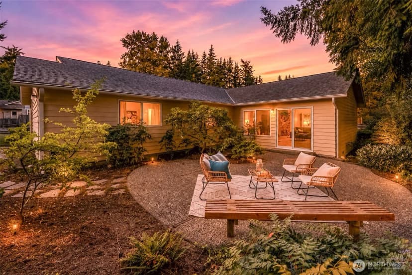 Property photo for 12509 Ne 138th Place, Kirkland photo 33