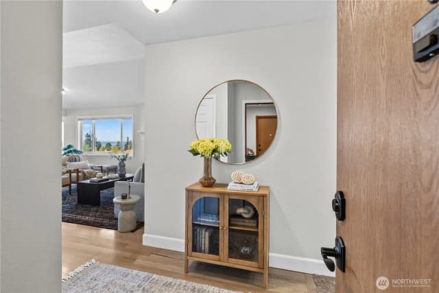 Property photo for 633 Main Street #202, Edmonds photo 4