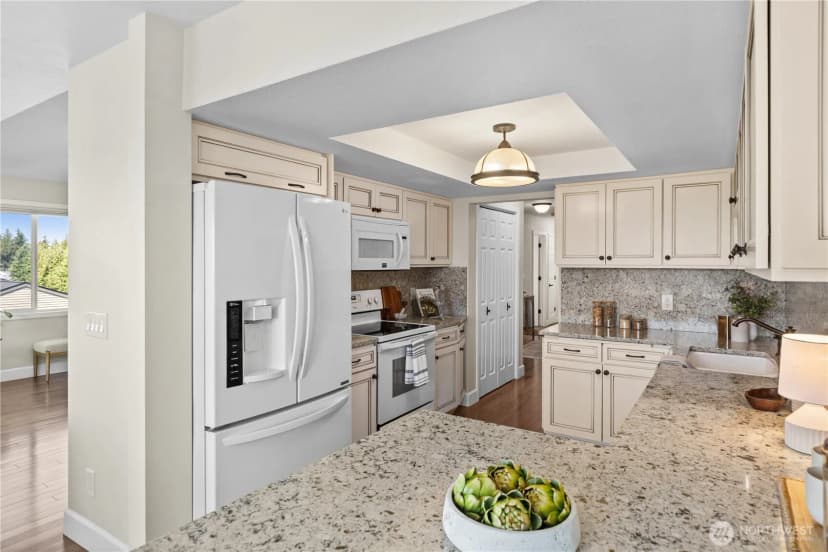 Property photo for 633 Main Street #202, Edmonds photo 18