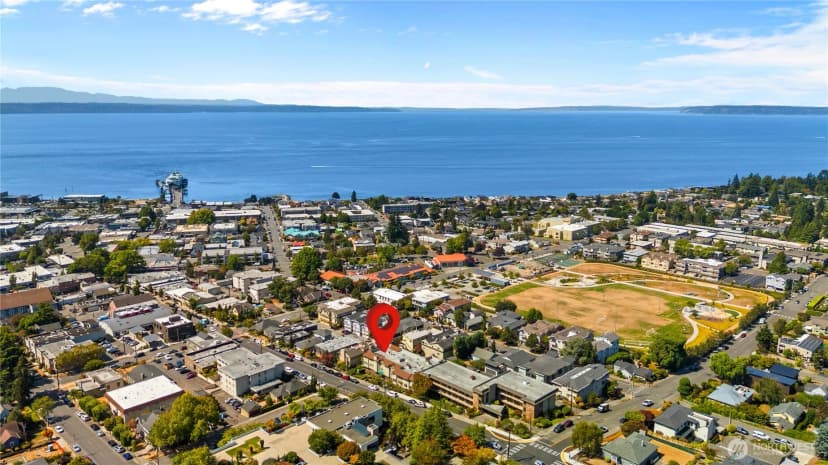 Property photo for 633 Main Street #202, Edmonds photo 32