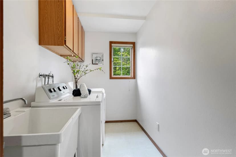 Property photo for 2110 216th Place Ne, Sammamish photo 16