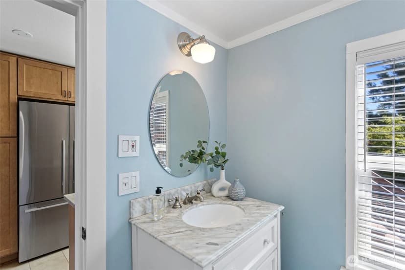 Property photo for 15520 Burke Avenue N, Shoreline photo 17