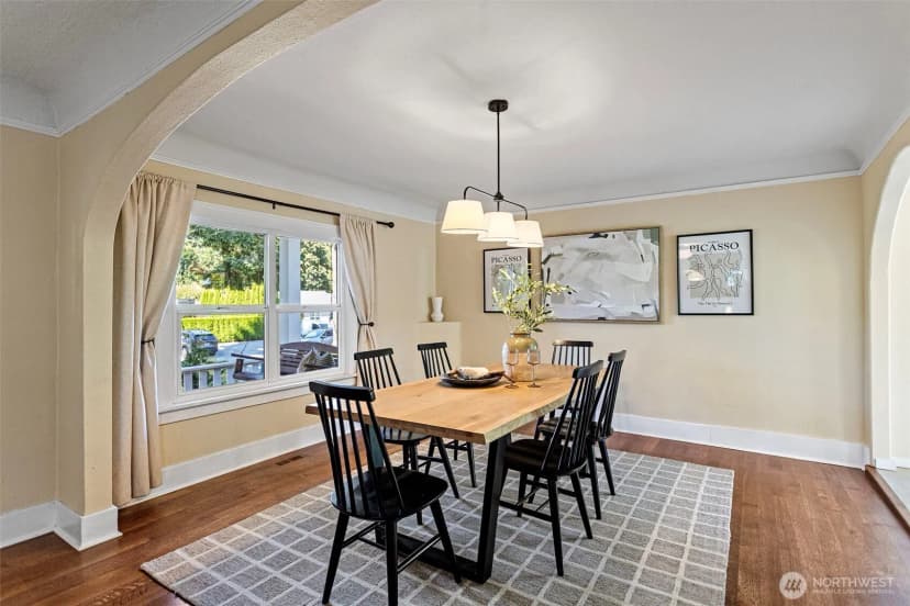 Property photo for 15520 Burke Avenue N, Shoreline photo 10