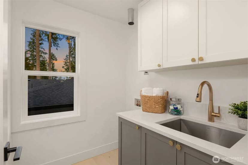 Property photo for 13728 Ne 101st Street, Kirkland photo 17