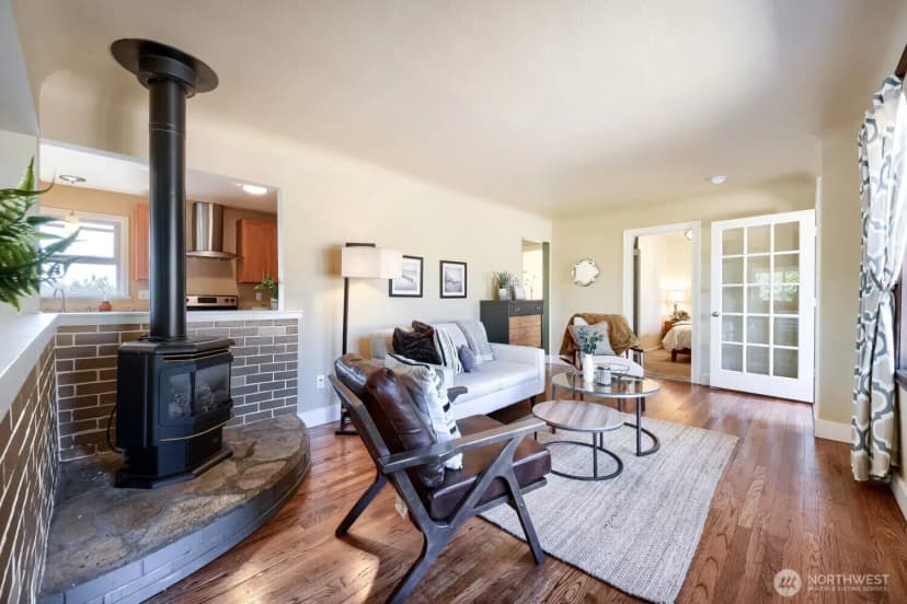 Property photo for 909 Sw Langston Road, Renton photo 5
