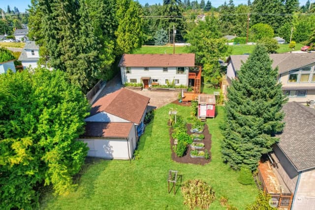Property photo for 909 Sw Langston Road, Renton photo 2