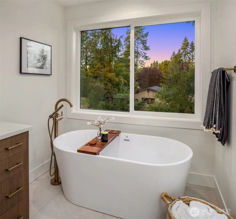 Property photo for 13662 Ne 101st Street, Kirkland photo 17
