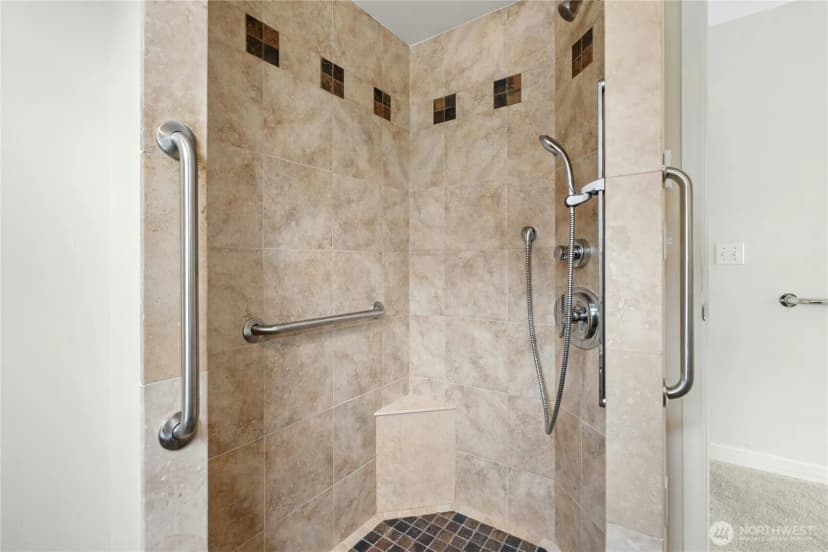Property photo for 3438 10th Avenue W, Seattle photo 14