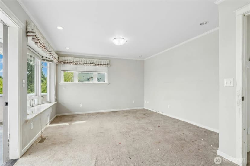 Property photo for 3438 10th Avenue W, Seattle photo 17