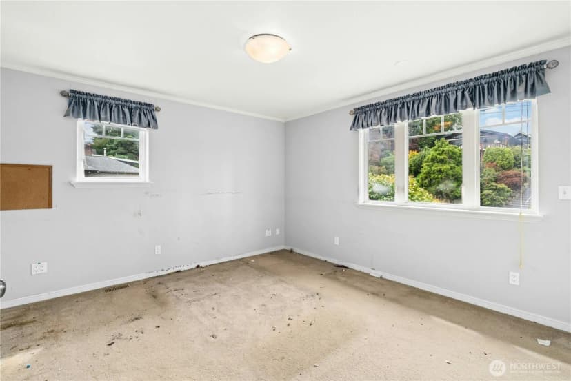 Property photo for 3438 10th Avenue W, Seattle photo 23