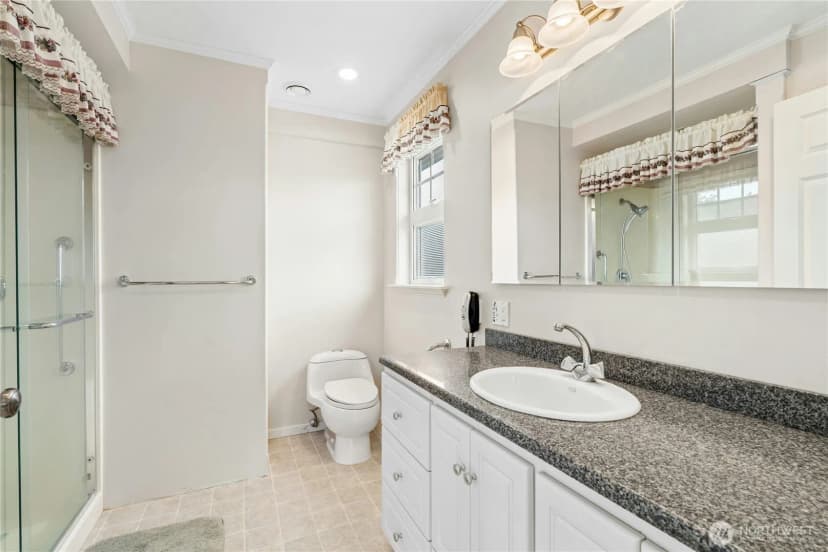 Property photo for 3438 10th Avenue W, Seattle photo 22