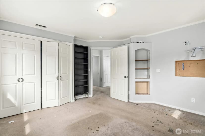 Property photo for 3438 10th Avenue W, Seattle photo 24