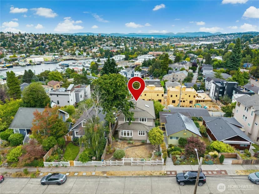 Property photo for 3438 10th Avenue W, Seattle photo 36