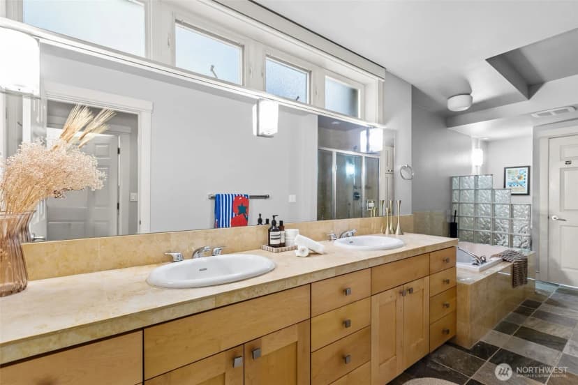Property photo for 116 Aloha Street #116, Seattle photo 17