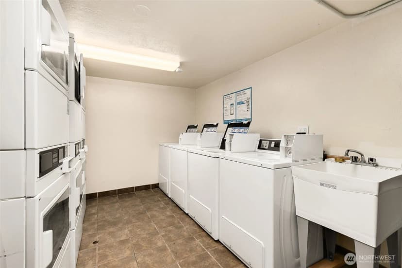 Property photo for 5824 Ne 75th Street #d-307, Seattle photo 21