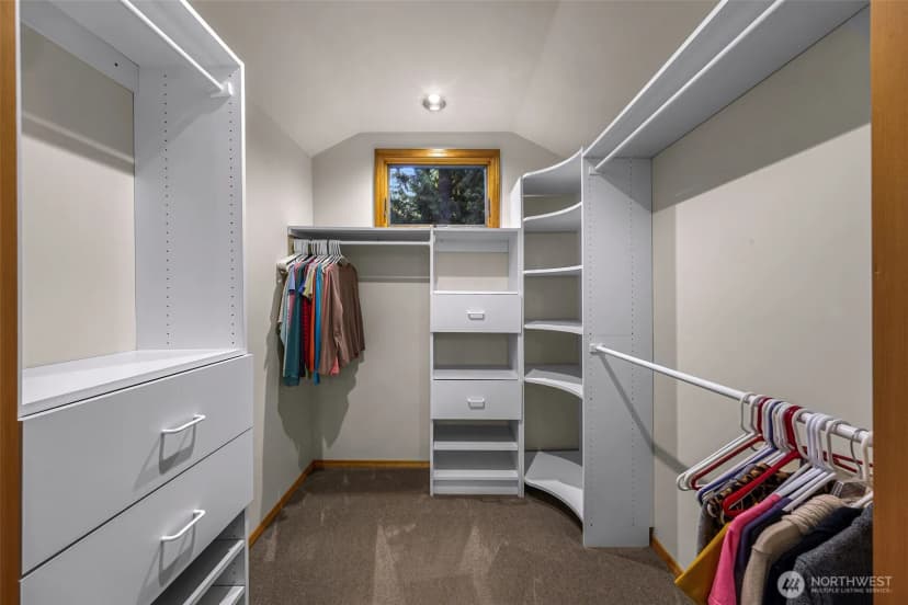 Property photo for 21608 Ne 24th Street, Sammamish photo 23