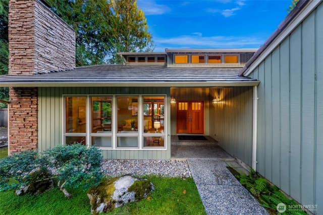Property photo for 21608 Ne 24th Street, Sammamish photo 4