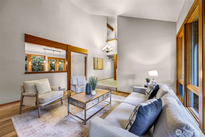 Property photo for 21608 Ne 24th Street, Sammamish photo 6