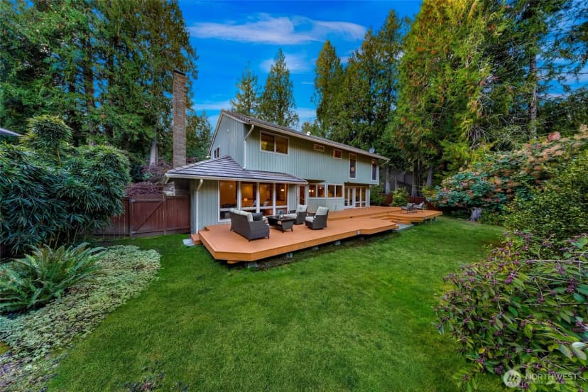 Property photo for 21608 Ne 24th Street, Sammamish photo 32