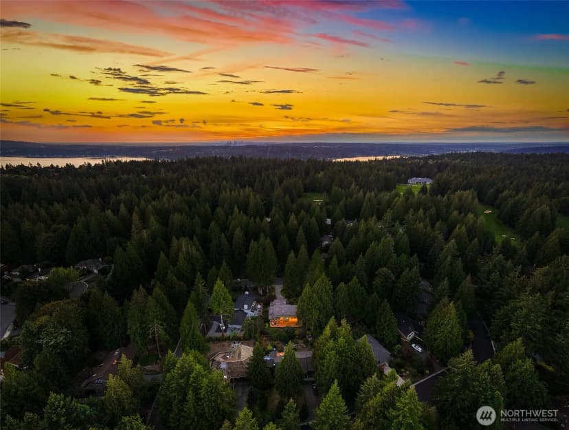 Property photo for 21608 Ne 24th Street, Sammamish photo 35