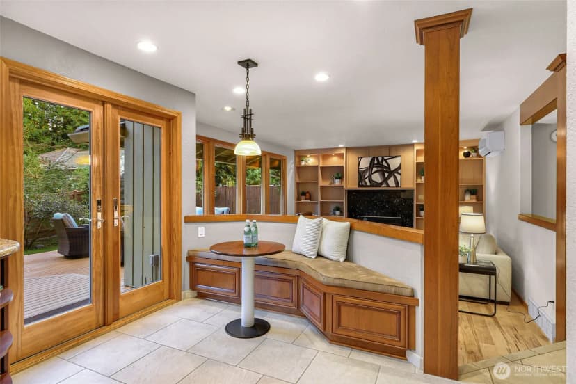 Property photo for 21608 Ne 24th Street, Sammamish photo 13