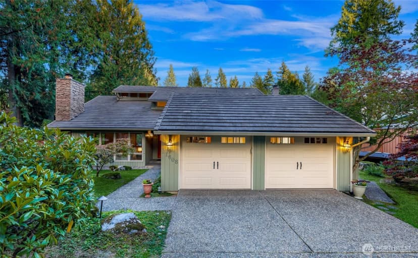 Property photo for 21608 Ne 24th Street, Sammamish photo 2
