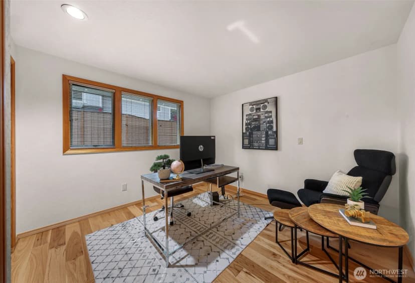 Property photo for 21608 Ne 24th Street, Sammamish photo 16