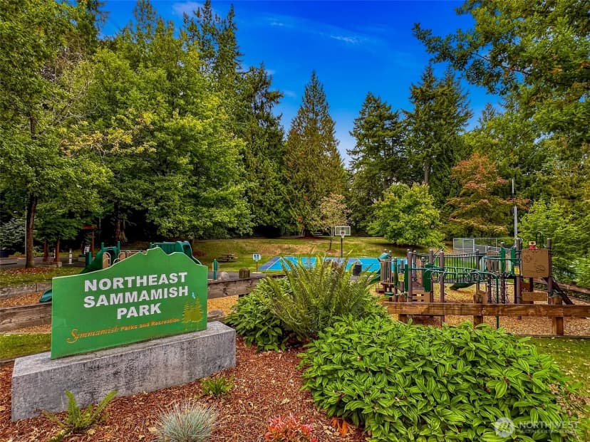 Property photo for 21608 Ne 24th Street, Sammamish photo 38