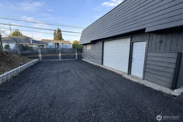 Property photo for 2102 S 12th Street, Tacoma photo 5
