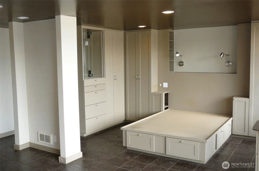 Property photo for 2040 43rd Avenue E #415, Seattle photo 9