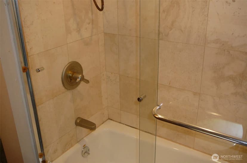 Property photo for 2040 43rd Avenue E #415, Seattle photo 15